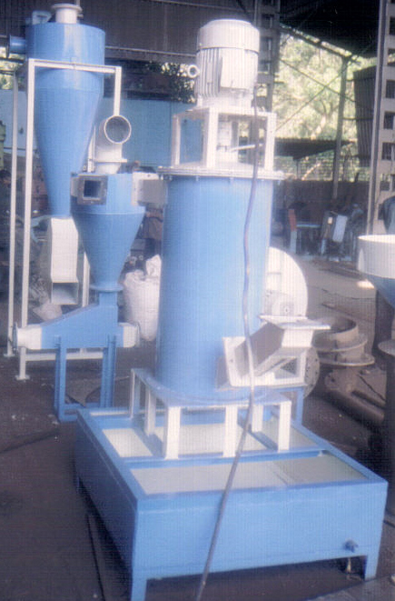 PLASTIC MACHINERY MANUFACTURER 3